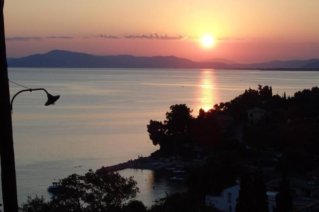 ¨Με Θέα Το Ηλιοβασίλεμα¨ Afissos Exterior foto